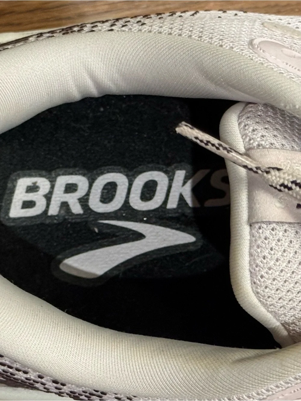 Brooks ghost max